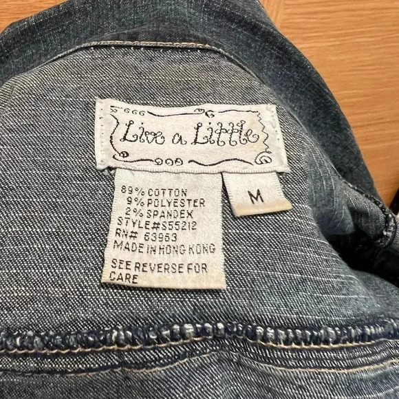 Live A Little - Blue Jean Jacket Women's Size Med Denim button up jacket - Picture 5 of 6